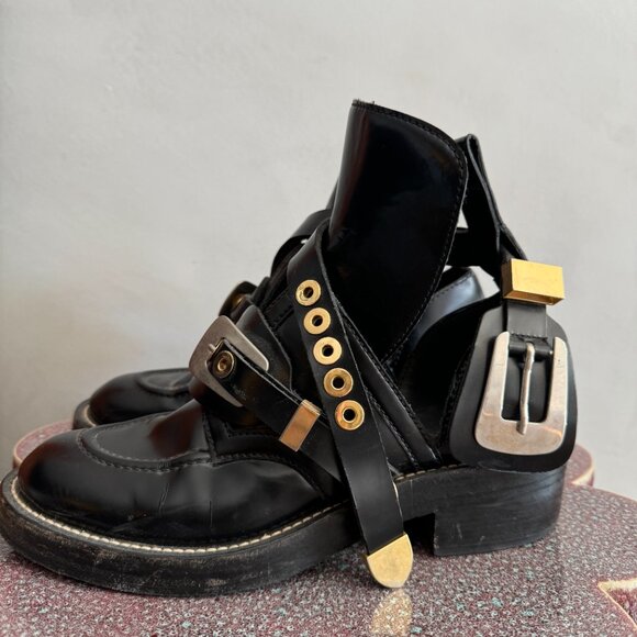 BALENCIAGA Ceinture Leather Buckled Boots - Picture 8 of 12